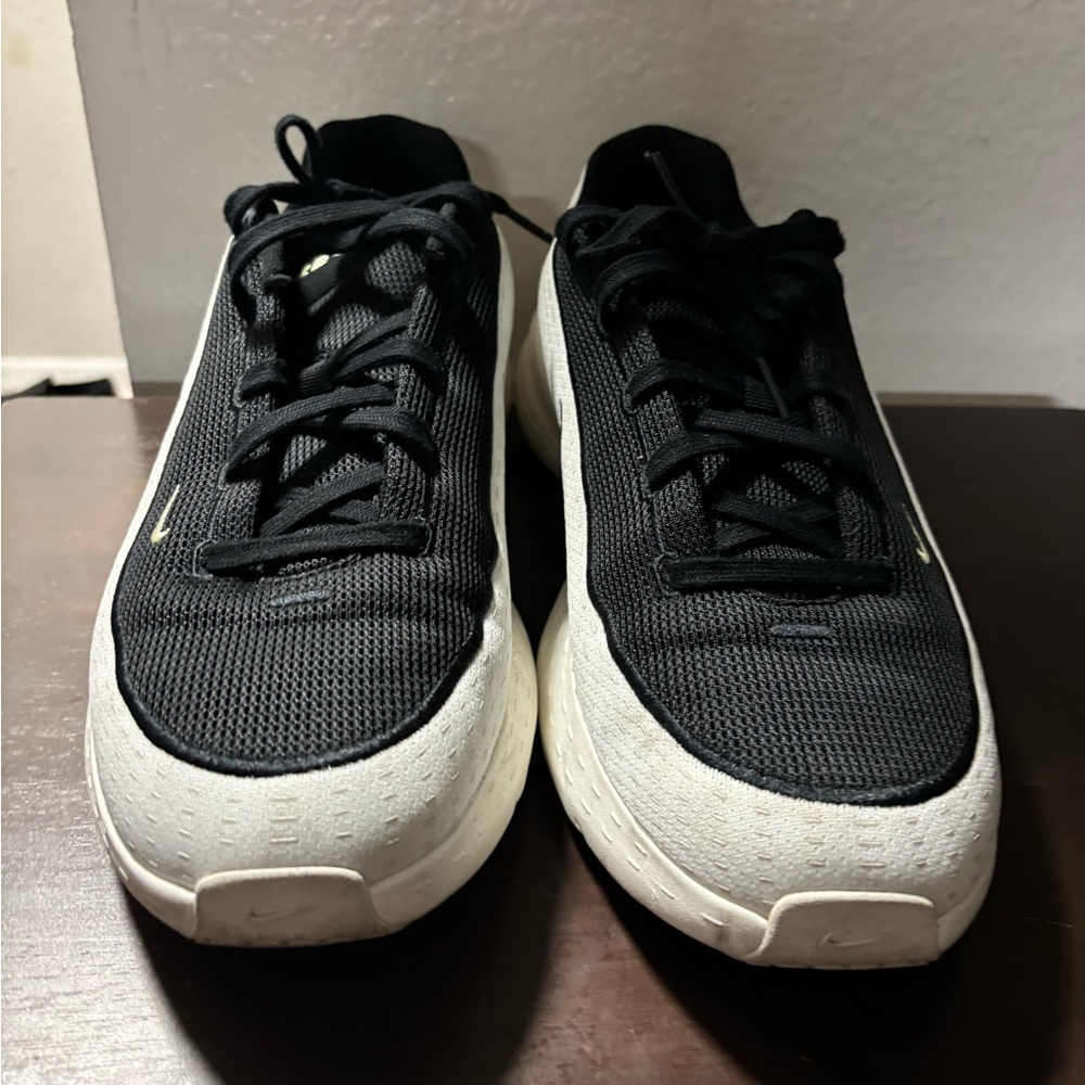 Nike runners size 12, worn a few times, good condition other that some dirt